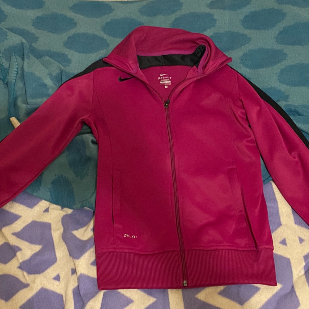 NIKE DRI FIT JACKET